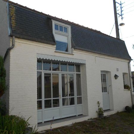 La Petite Maison Du Parc Bois-en-Ardres Bagian luar foto