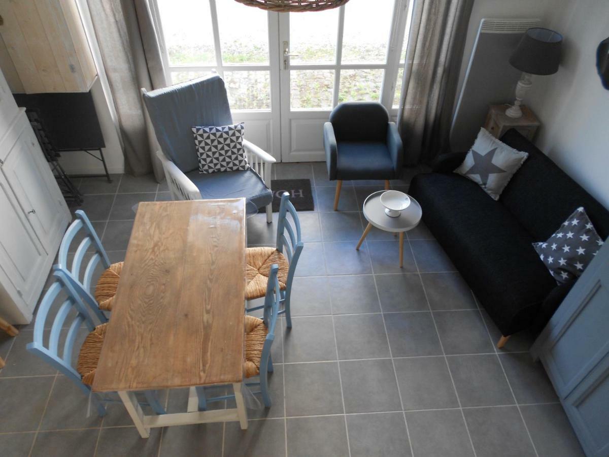 La Petite Maison Du Parc Bois-en-Ardres Bagian luar foto